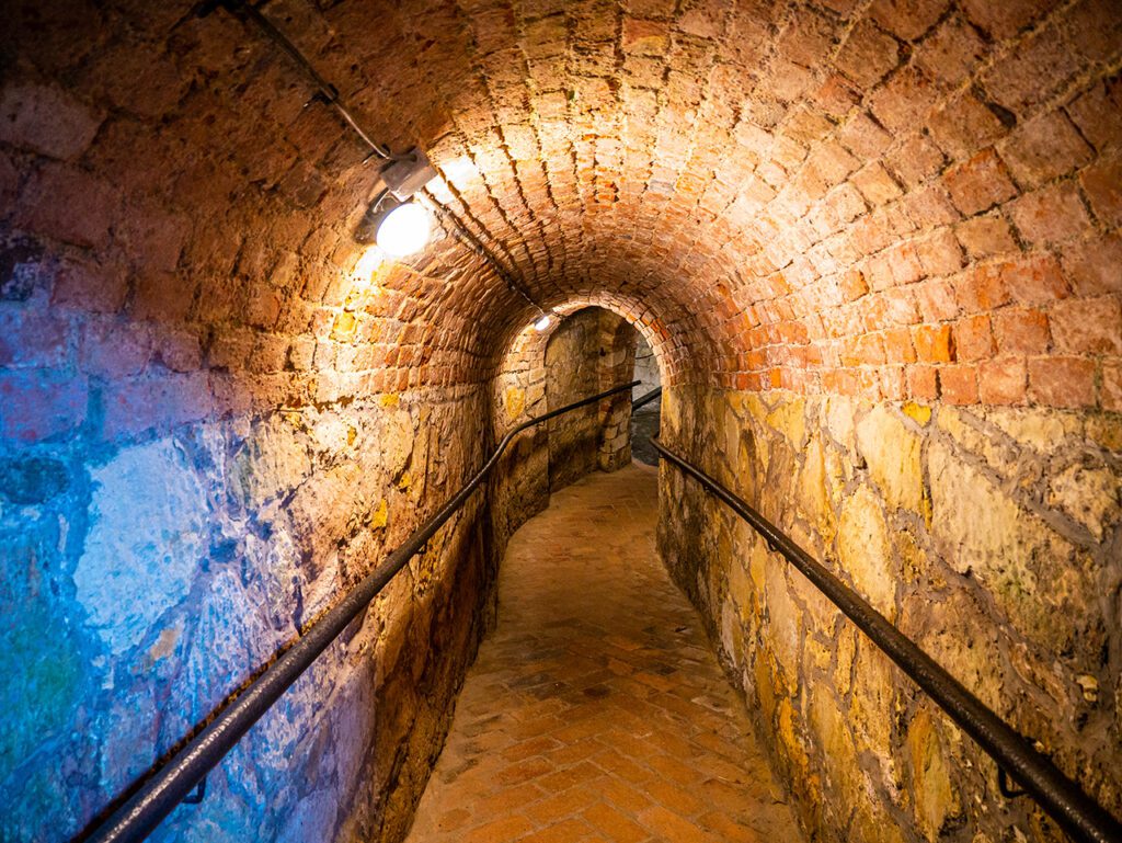Podzemní turistická trasa v Kladsku chodba
