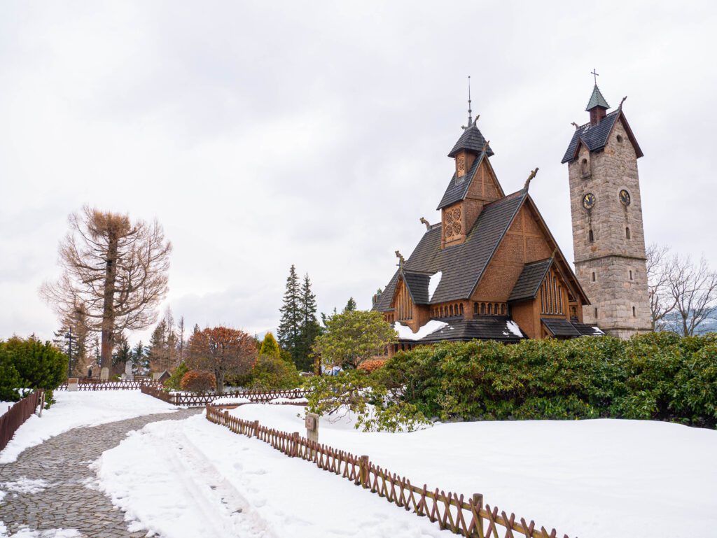 Dolní Slezsko kostel Wang zima