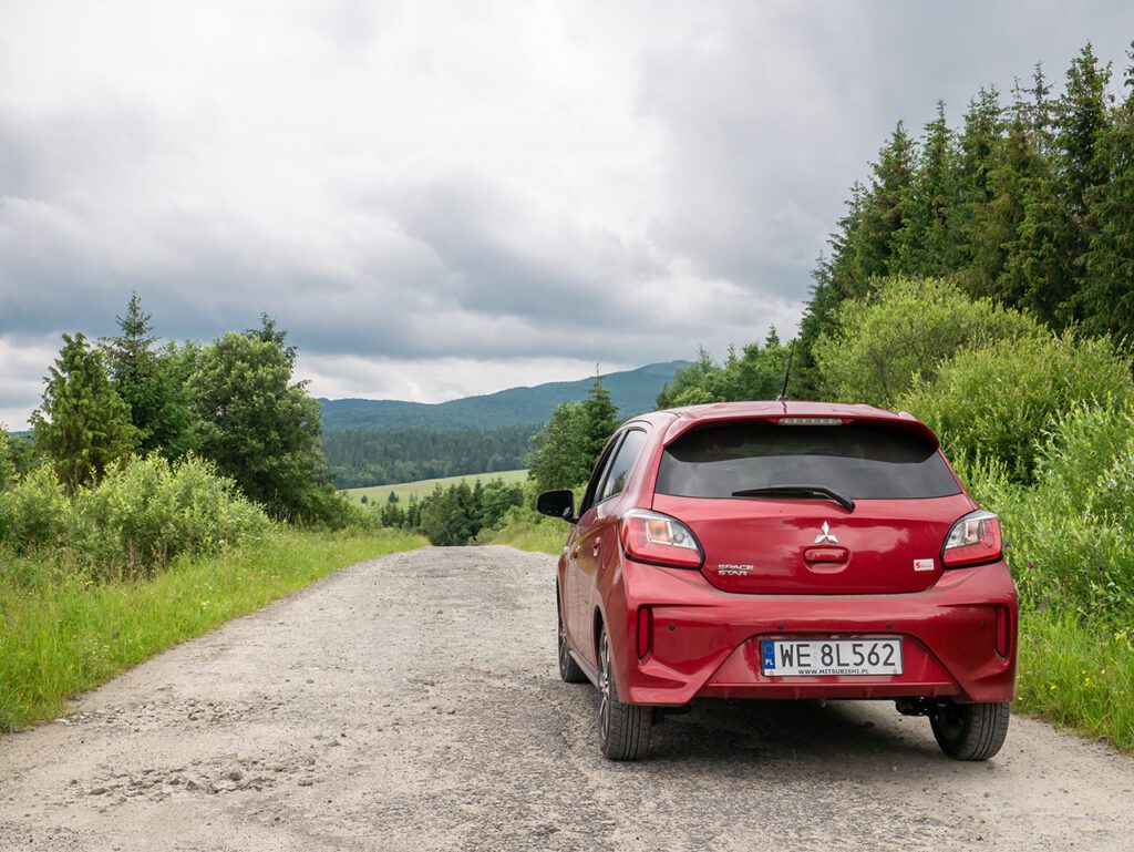 Pohoří Bieszczady Polsko auto