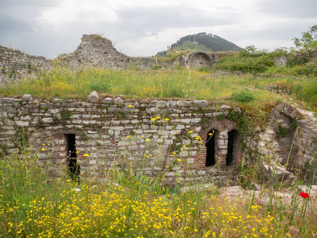 Albanie Berat hrad cisterna